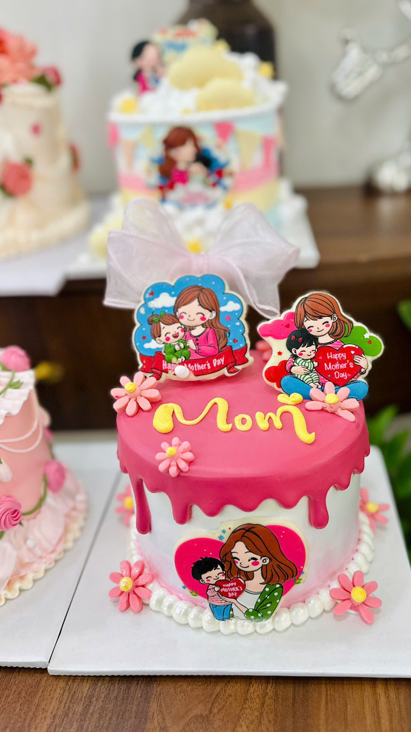 Khuôn in hình socola chủ đề Ngày Phụ Nữ Việt Nam 20/10